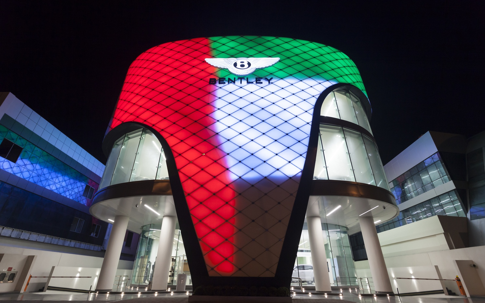 Dubai-Bentley showroom